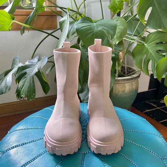 Chunky Chelsea Sock Boot - Picture 5 of 11